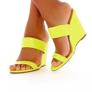 Schutz Soraya Wedge in Neon Yellow